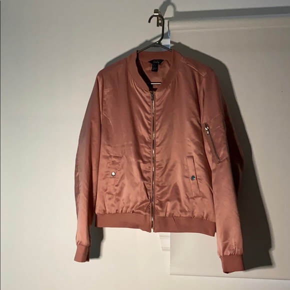 Pink jacket - Picture 1 of 4